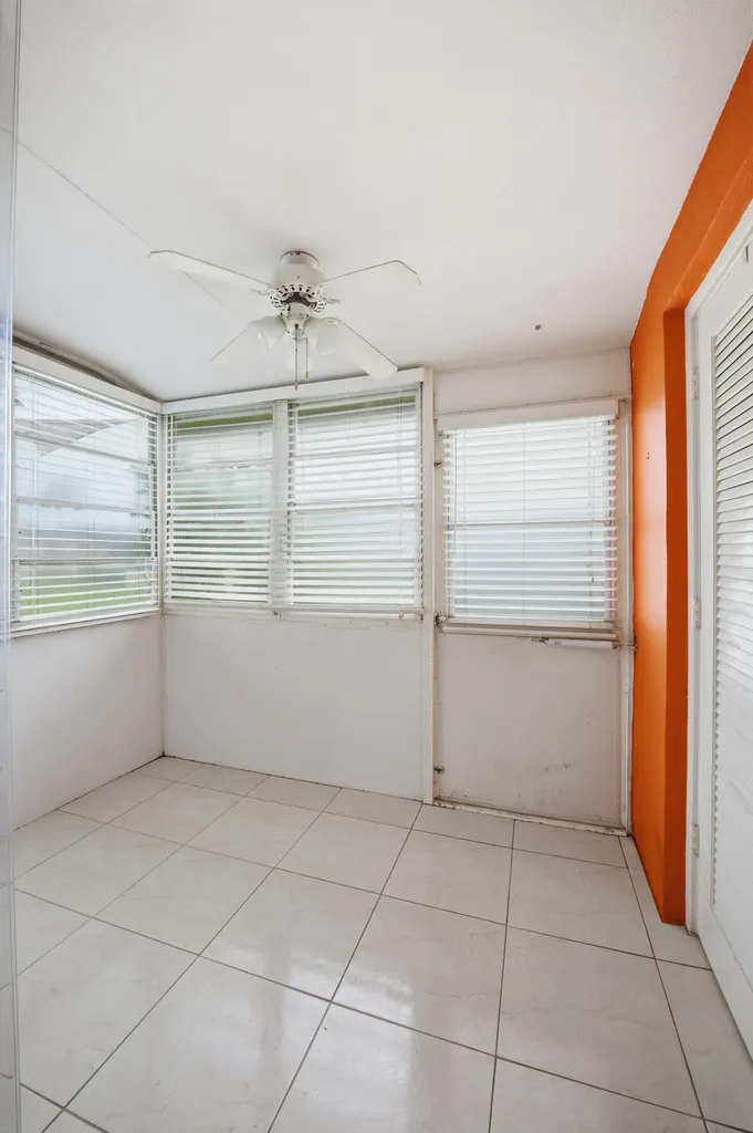 2789 Ashley Drive W West Palm Beach FL 33415