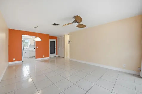 2789 Ashley Drive W West Palm Beach FL 33415