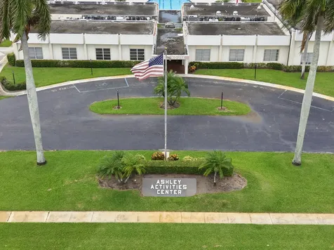 2789 Ashley Drive W West Palm Beach FL 33415