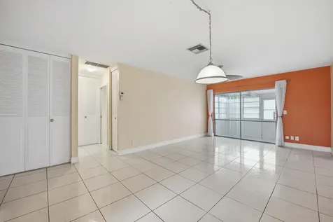 2789 Ashley Drive W West Palm Beach FL 33415