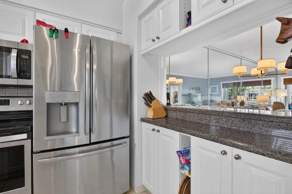 298 SE 6th Avenue Pompano Beach FL 33060