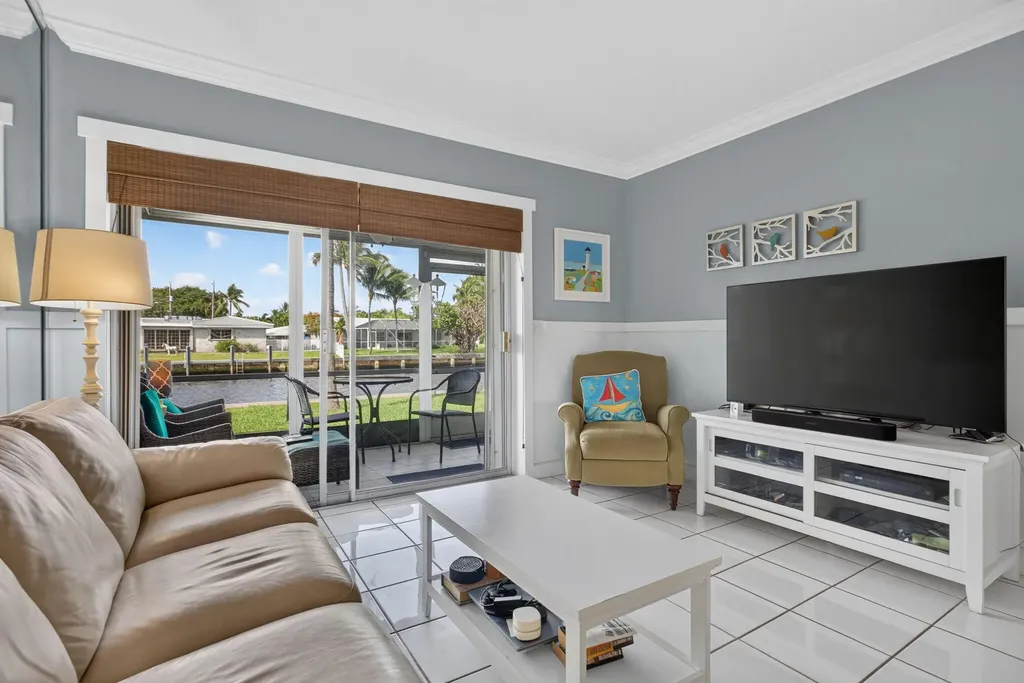 298 SE 6th Avenue Pompano Beach FL 33060
