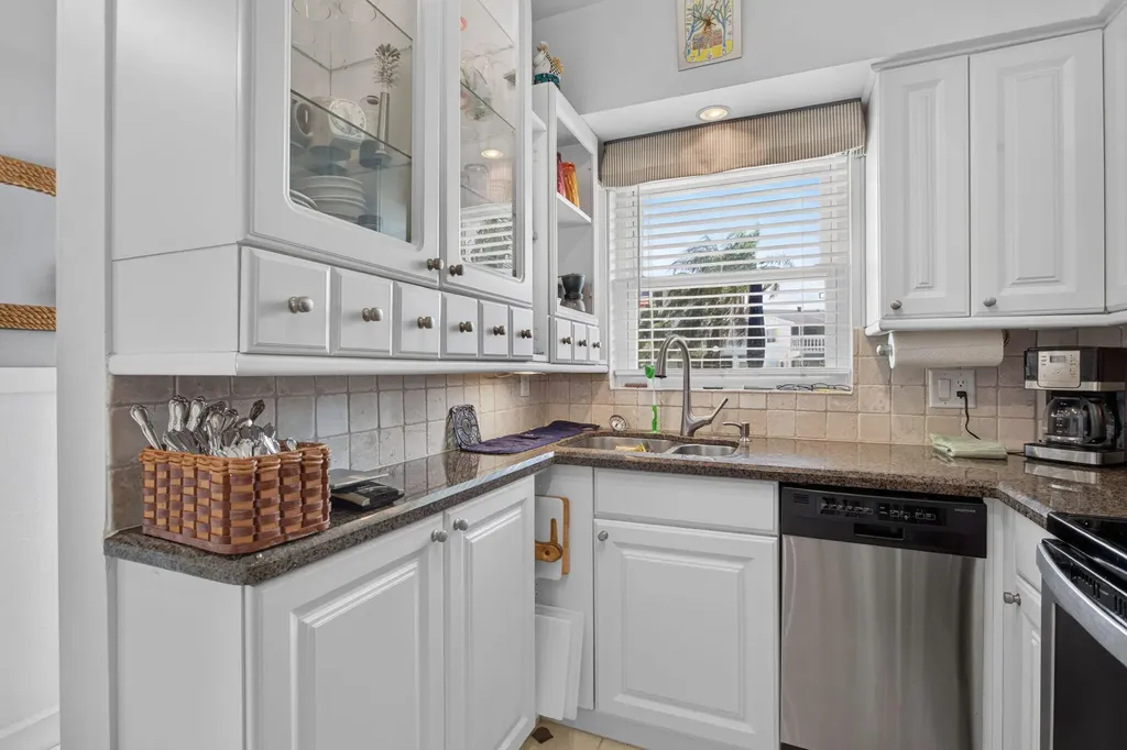 298 SE 6th Avenue Pompano Beach FL 33060