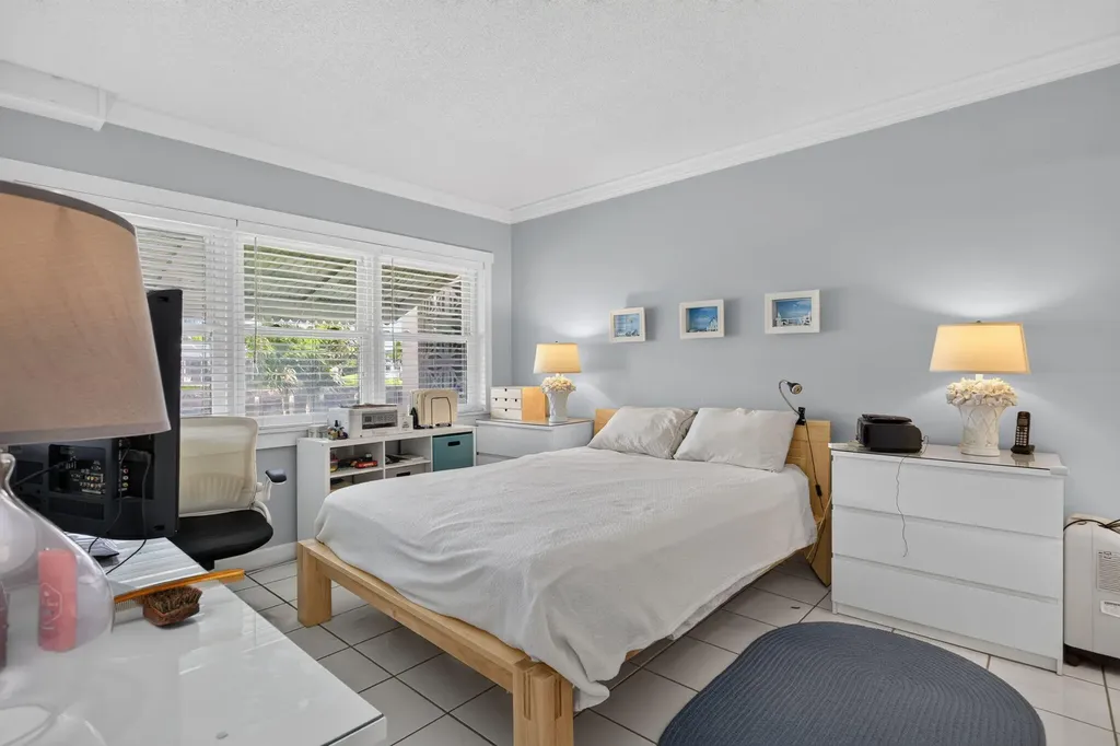 298 SE 6th Avenue Pompano Beach FL 33060