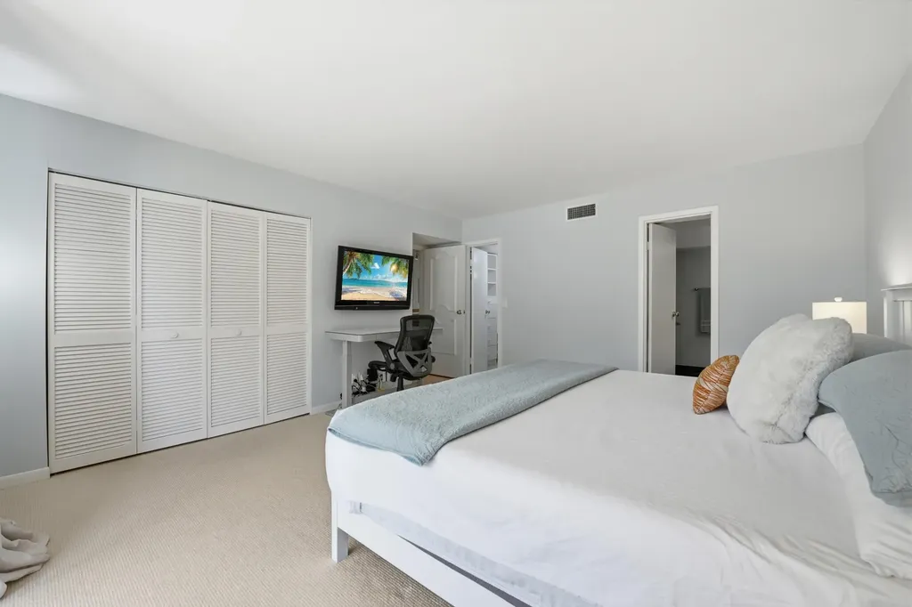 3200 S Ocean Boulevard Palm Beach FL 33480