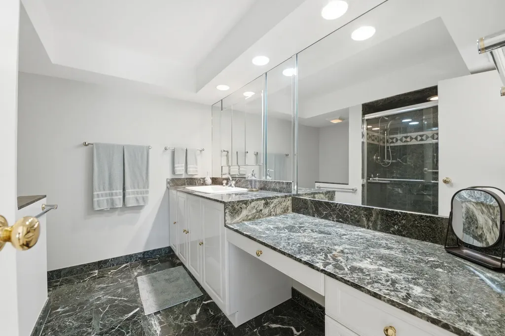 3200 S Ocean Boulevard Palm Beach FL 33480