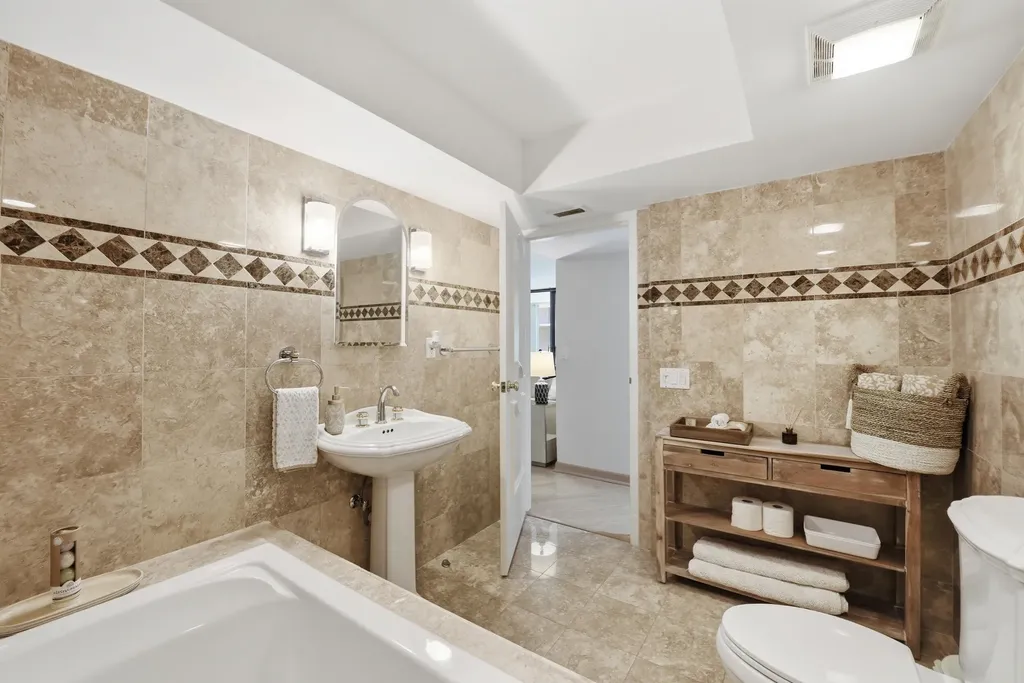3200 S Ocean Boulevard Palm Beach FL 33480