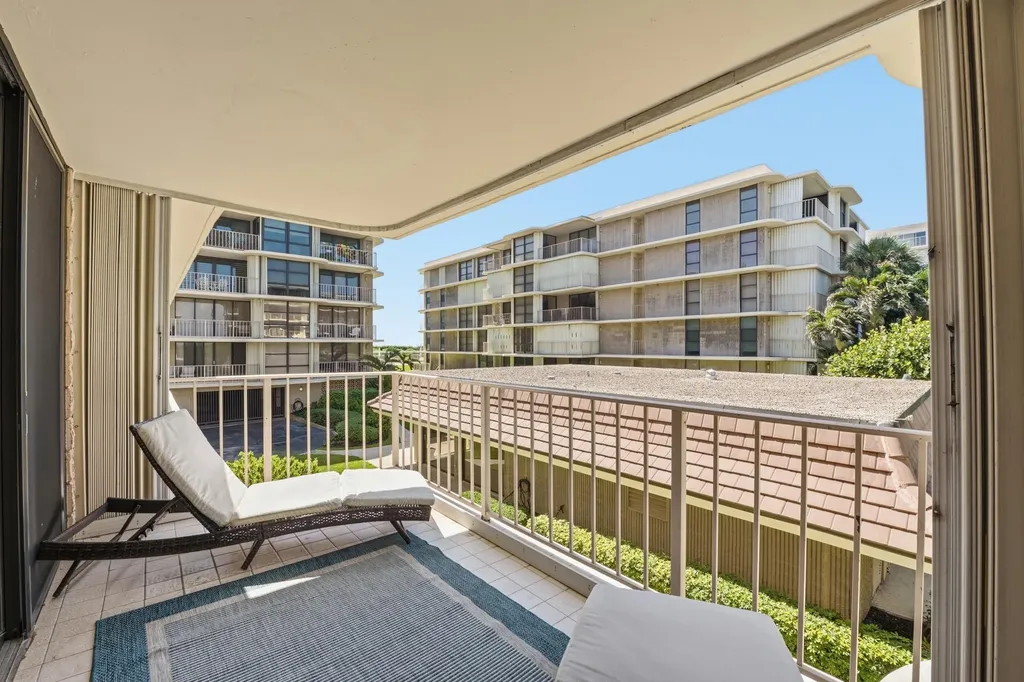 3200 S Ocean Boulevard Palm Beach FL 33480