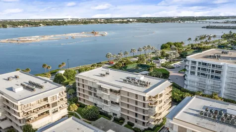 3200 S Ocean Boulevard Palm Beach FL 33480