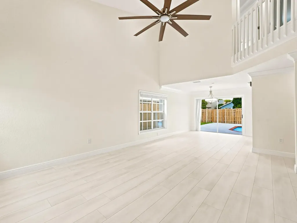 3157 NW 120th Way Sunrise FL 33323