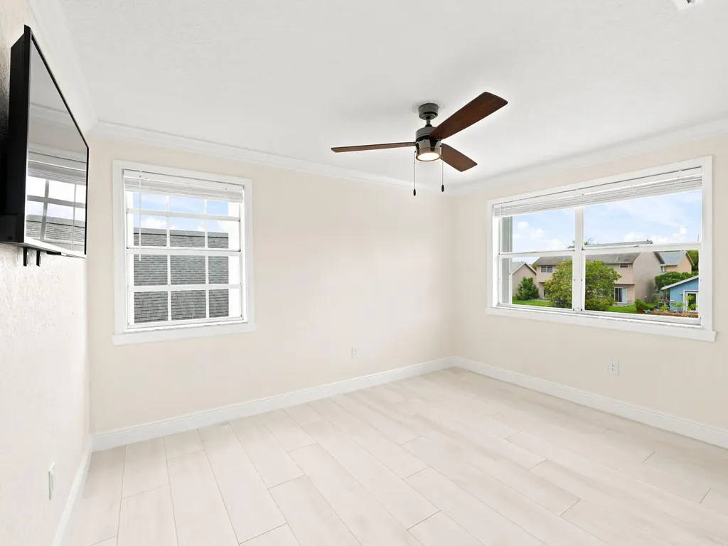 3157 NW 120th Way Sunrise FL 33323