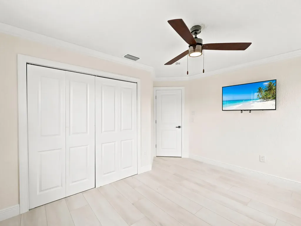 3157 NW 120th Way Sunrise FL 33323
