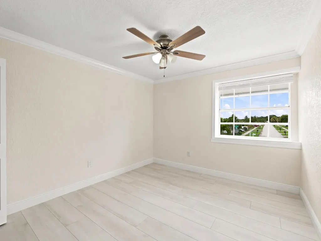 3157 NW 120th Way Sunrise FL 33323