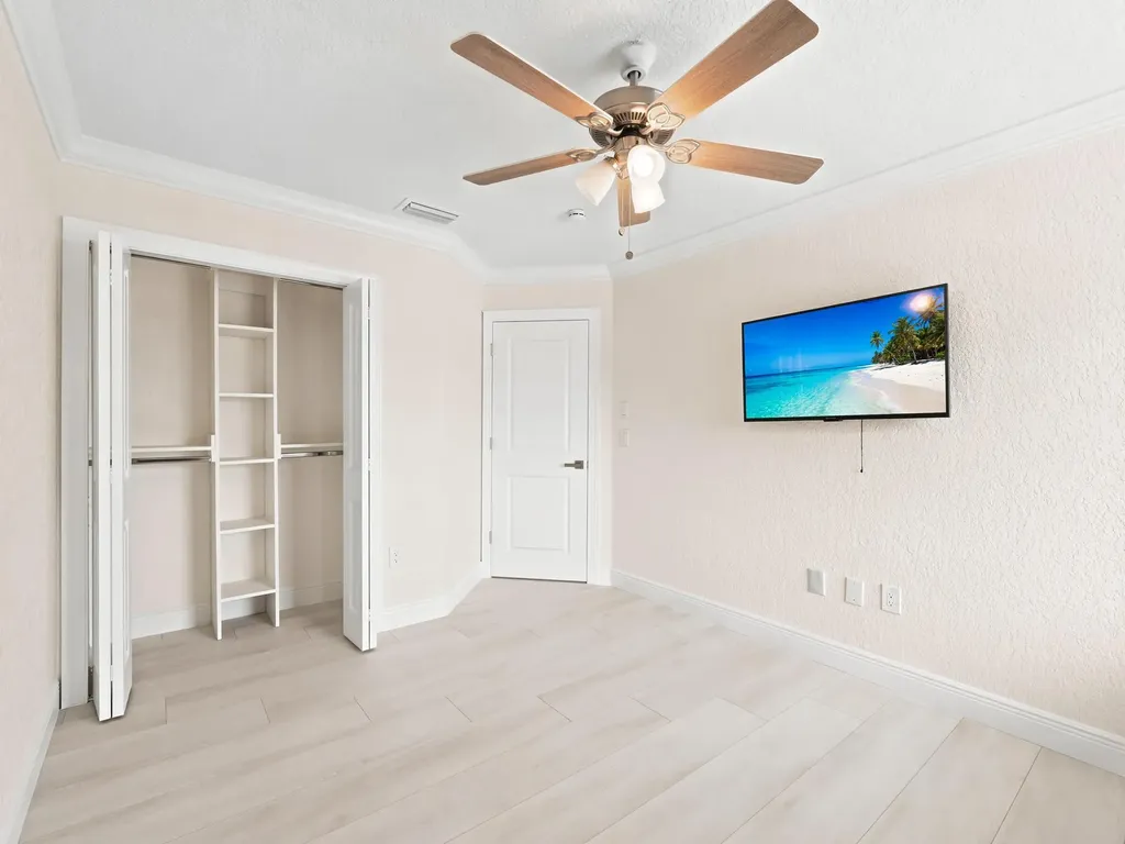 3157 NW 120th Way Sunrise FL 33323