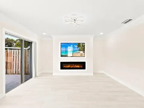 3157 NW 120th Way Sunrise FL 33323