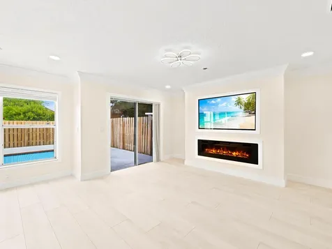 3157 NW 120th Way Sunrise FL 33323