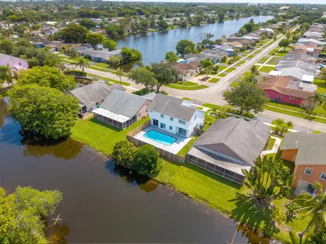 3157 NW 120th Way Sunrise FL 33323