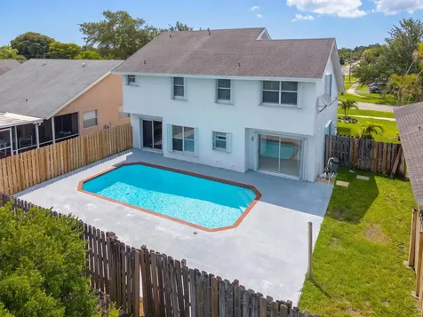 3157 NW 120th Way Sunrise FL 33323