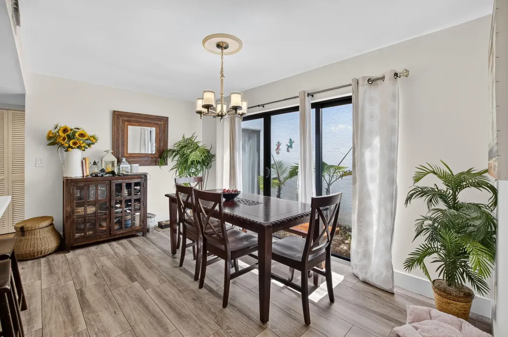 5918 Patio Drive Boca Raton FL 33433