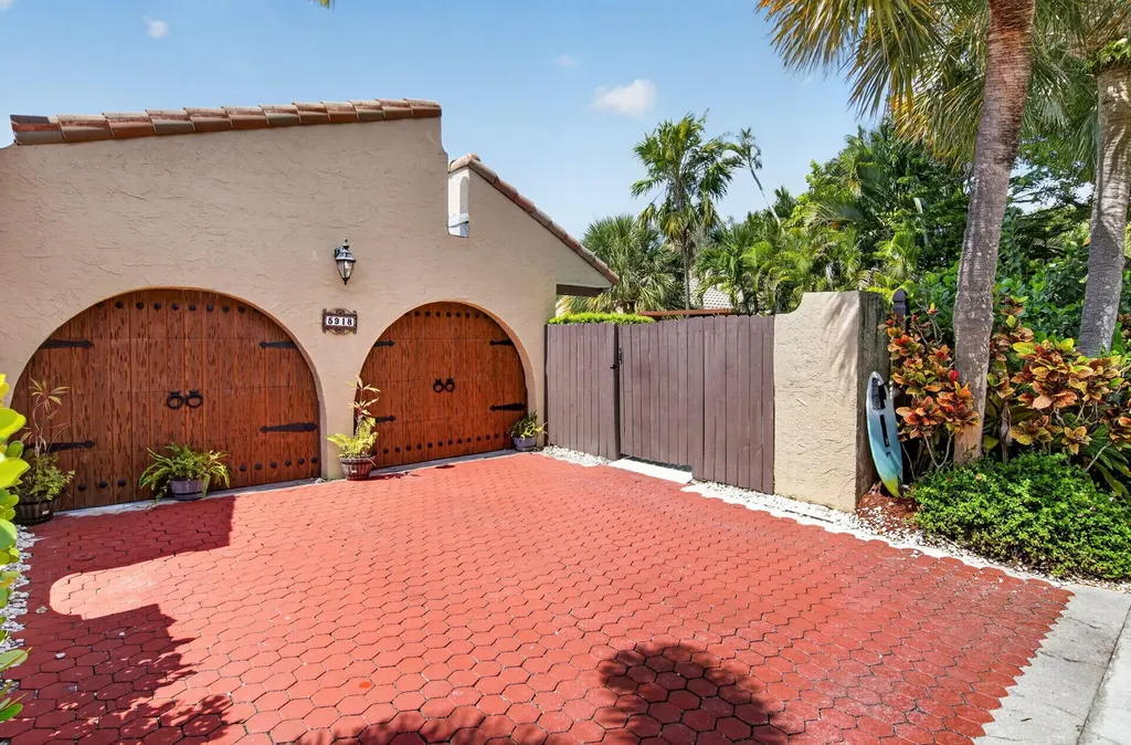 5918 Patio Drive Boca Raton FL 33433