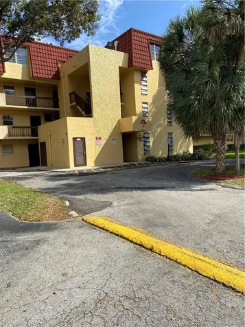 3253 Foxcroft Road Miramar FL 33025