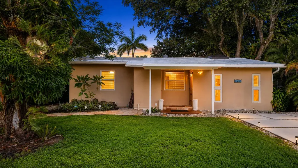 1497 SW 29th Terrace Fort Lauderdale FL 33312