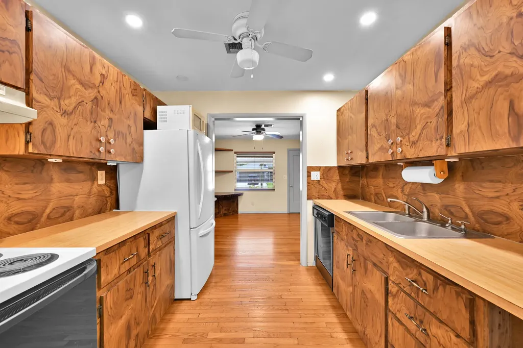 1497 SW 29th Terrace Fort Lauderdale FL 33312