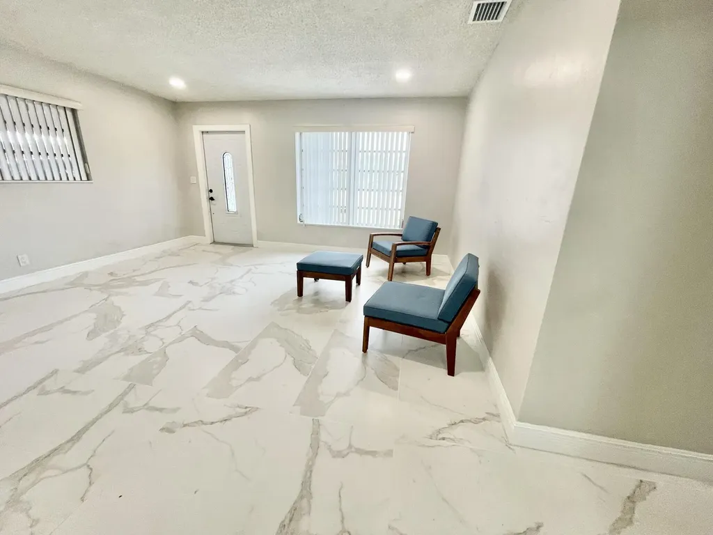 5630 Hollywood Boulevard Hollywood FL 33021