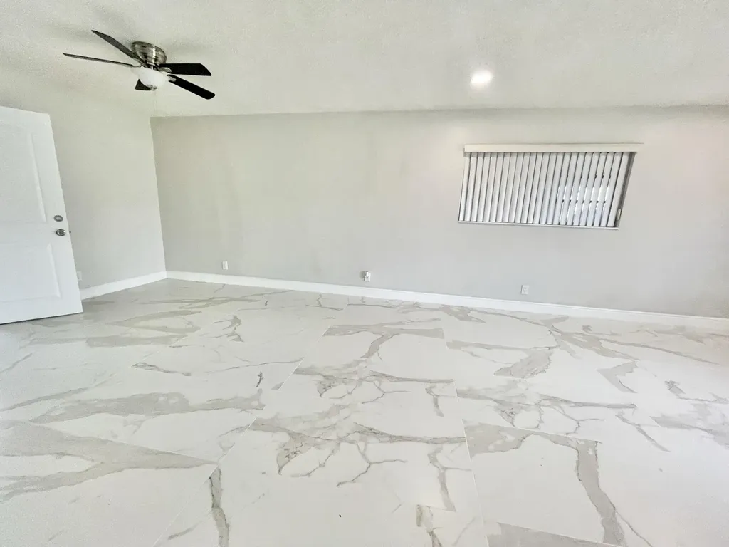 5630 Hollywood Boulevard Hollywood FL 33021