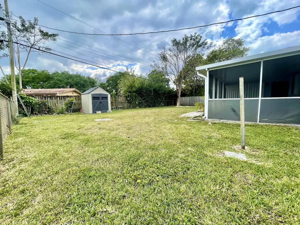 5630 Hollywood Boulevard Hollywood FL 33021