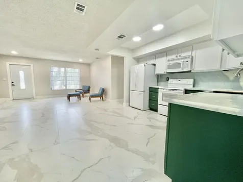 5630 Hollywood Boulevard Hollywood FL 33021