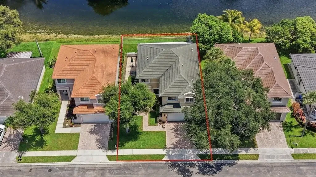 9807 NW 20th Street Pembroke Pines FL 33024