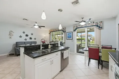 9807 NW 20th Street Pembroke Pines FL 33024
