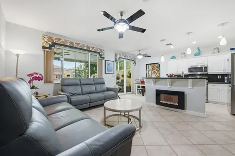 9807 NW 20th Street Pembroke Pines FL 33024