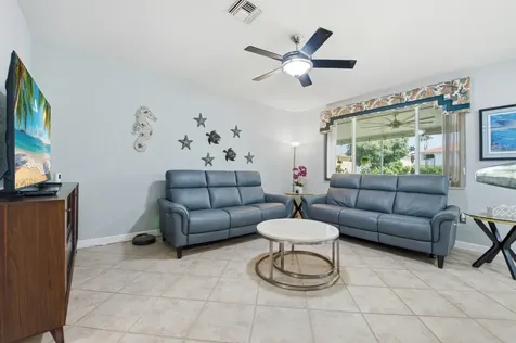 9807 NW 20th Street Pembroke Pines FL 33024
