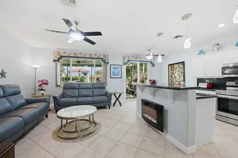 9807 NW 20th Street Pembroke Pines FL 33024