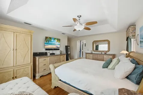 9807 NW 20th Street Pembroke Pines FL 33024