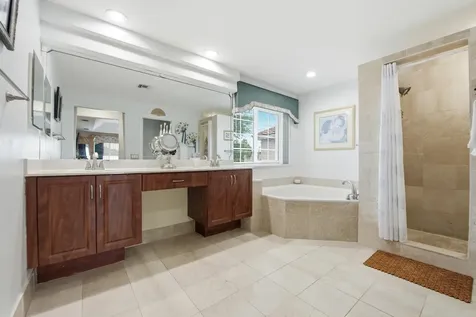 9807 NW 20th Street Pembroke Pines FL 33024