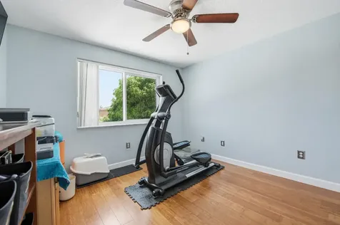 9807 NW 20th Street Pembroke Pines FL 33024