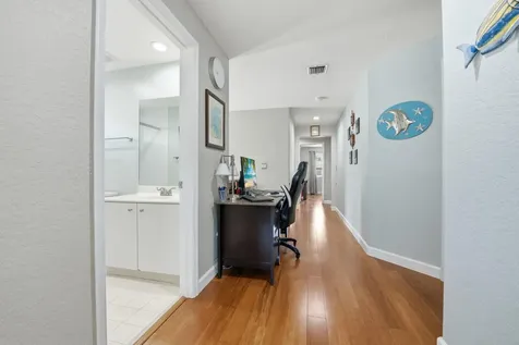 9807 NW 20th Street Pembroke Pines FL 33024