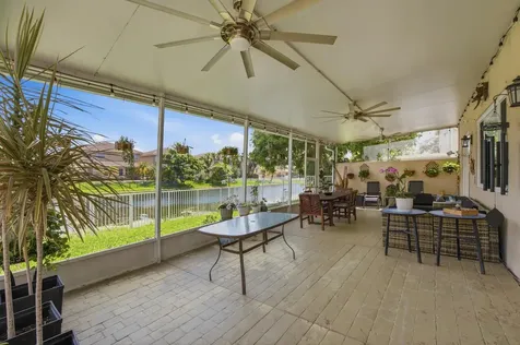 9807 NW 20th Street Pembroke Pines FL 33024