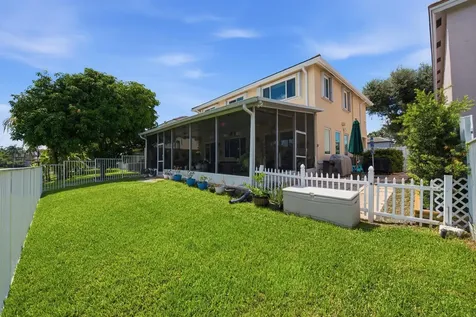 9807 NW 20th Street Pembroke Pines FL 33024