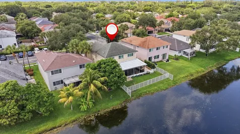 9807 NW 20th Street Pembroke Pines FL 33024