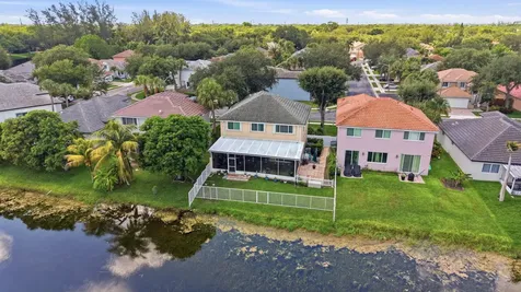 9807 NW 20th Street Pembroke Pines FL 33024