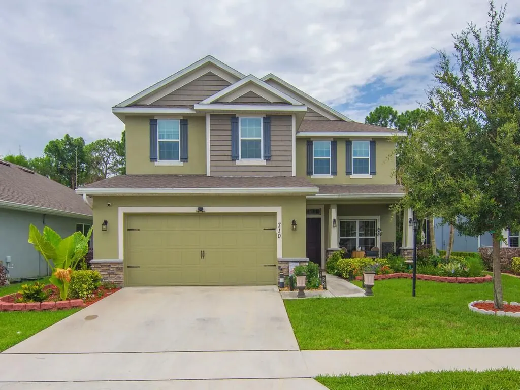 710 NE Turtleback Trail Port St Lucie FL 34983