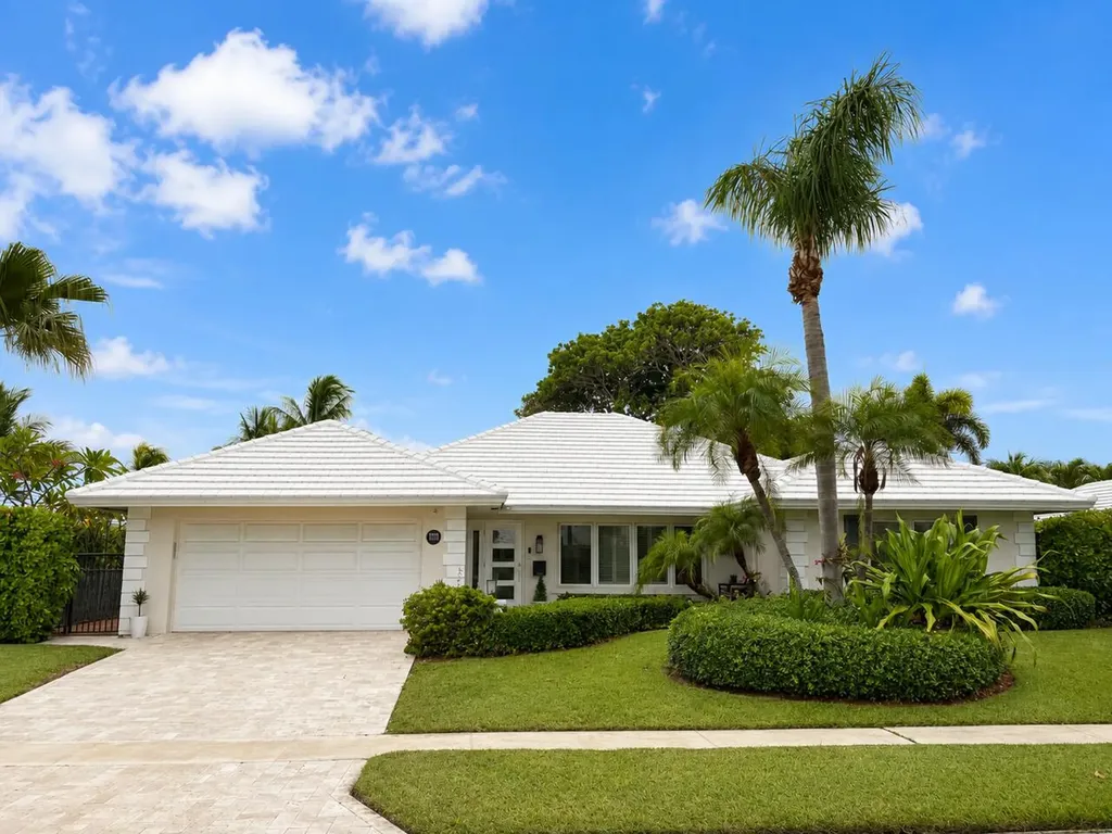 1111 SW Pepperridge Terrace Boca Raton FL 33486