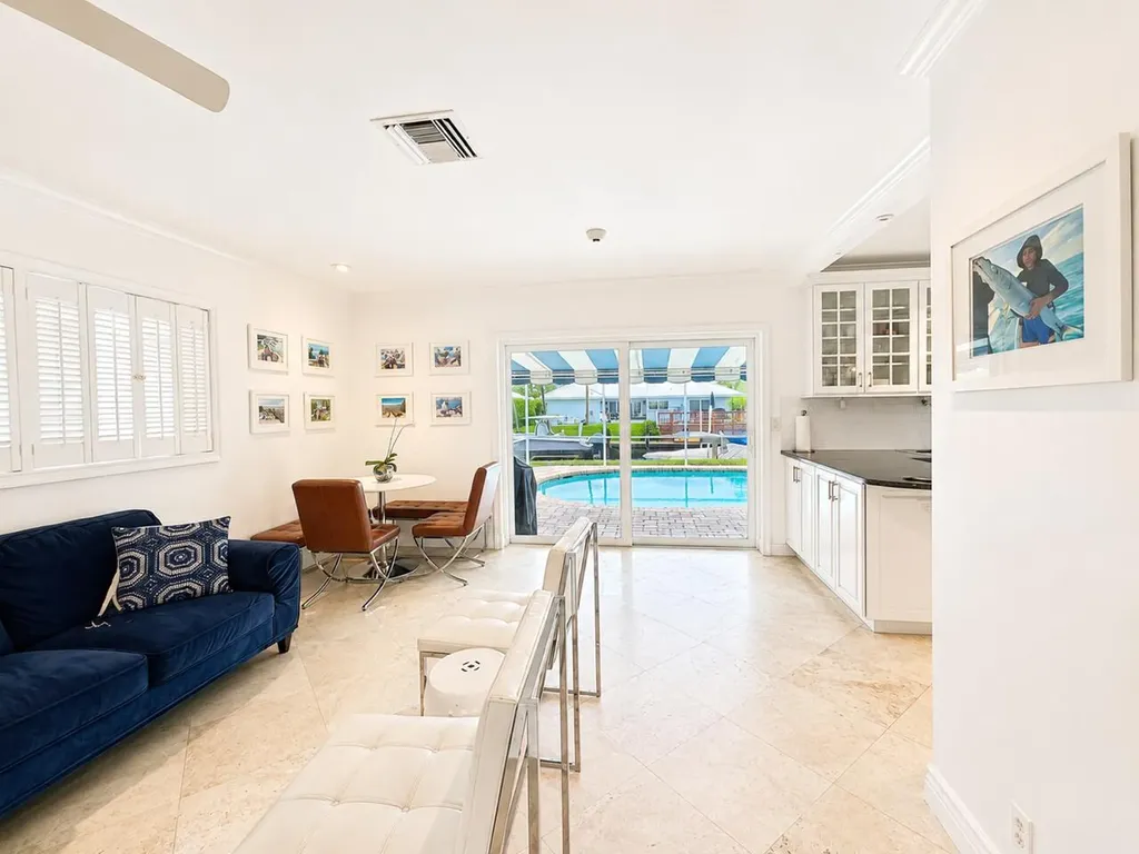 1111 SW Pepperridge Terrace Boca Raton FL 33486