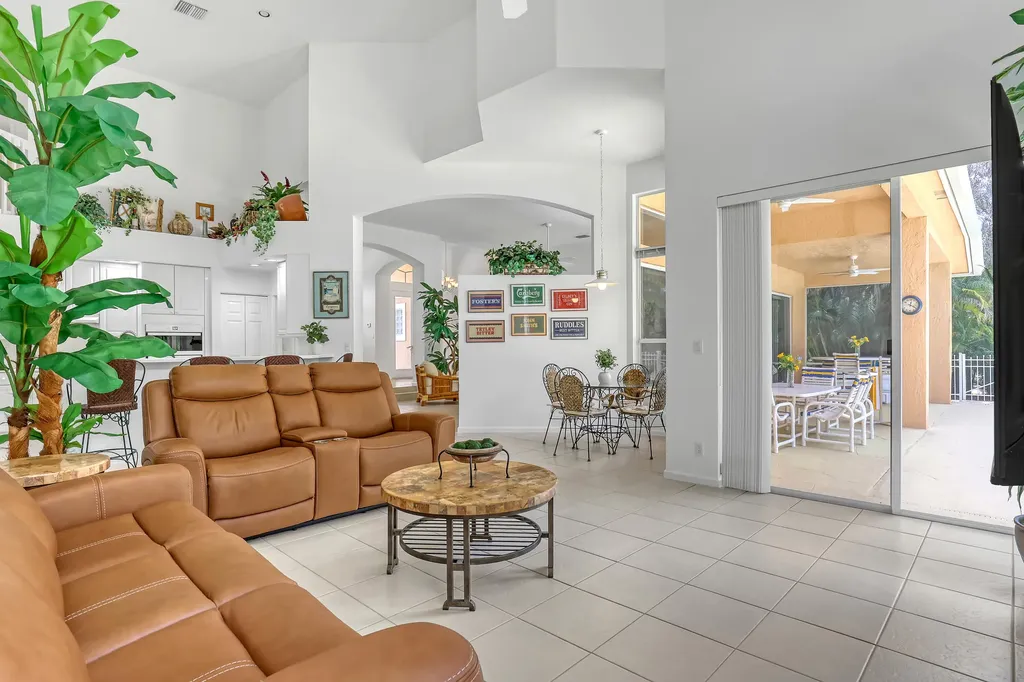 559 SW Squire Johns Lane Palm City FL 34990