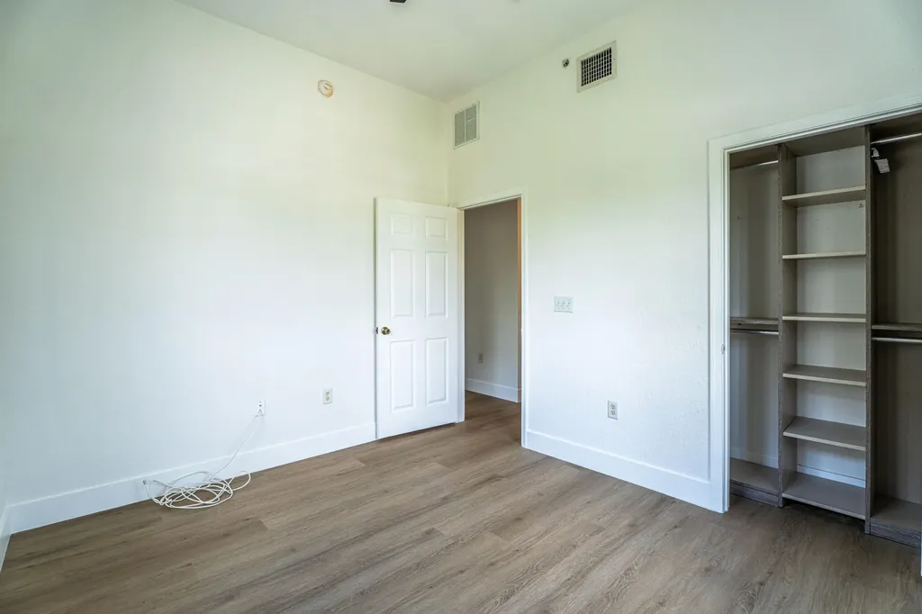 2801 Riverside Drive Coral Springs FL 33065