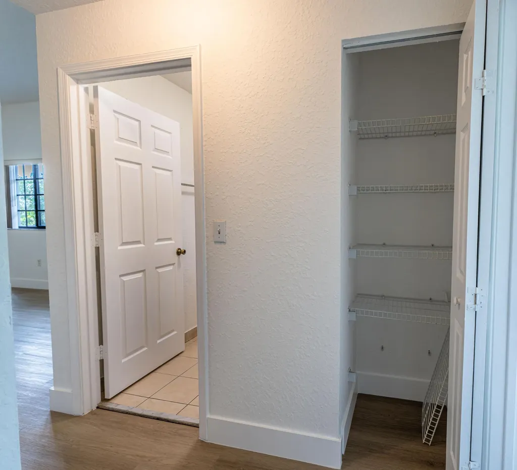2801 Riverside Drive Coral Springs FL 33065